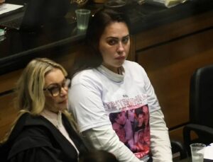 Mãe de Henry Borel é demitida do cargo de professora pela Prefeitura do Rio; VEJA