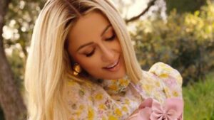 Aos 45 anos, socialite construiu fortuna de 300 milhões após avô destinar 97% do patrimônio à caridade