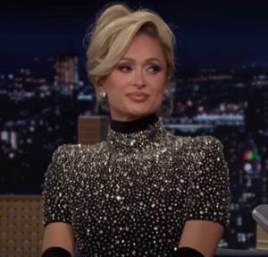 Paris Hilton encanta ao mostrar comemoração de Páscoa ao lado dos filhos