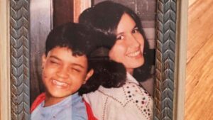 Cantora tem foto da adolescência revelada 8 meses após a sua morte