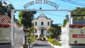 Aos 79 anos, atriz de sucessos da Globo já doou sete casas para o Retiro dos Artistas