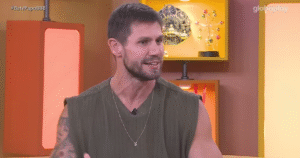 BBB 26: Jonas avalia possibilidade de romance com Ana Paula: ‘Depende do momento’
