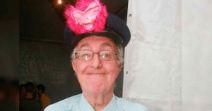 Morre Roberto Marquis, eterno Guarda Juju de ‘A Praça é Nossa’