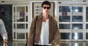 Shawn Mendes volta ao Brasil e desembarca no Rio de Janeiro