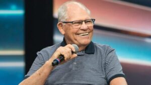 Saiba quem foi Silvio Matos, ícone da atuação e dublagem, que morreu aos 82 anos