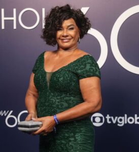 Omer e Ozan fazem uma vigília na frente na casa de Cemre. Veja o que vai rolar em Chamas do Destino nesta quarta-feira