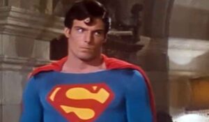 Atriz de Superman morre aos 82 anos