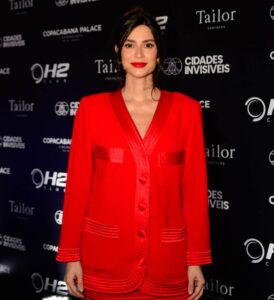 Confira famosos que têm nomes difíceis de serem pronunciados – alguns deles são verdadeiros trava-línguas!