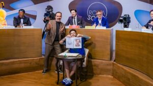 “The Noite” entra no clima do Dia da Mentira com Ricardo Ventura, especialista em desmascarar farsas no “Roda Solta”