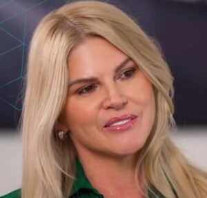 Val Marchiori faz forte desabafo em meio à luta contra o câncer de mama: Eu conheci o medo