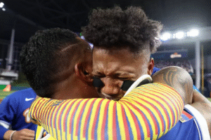 Histórico! Venezuela vence os EUA e conquista título mundial de beisebol pela 1ª vez