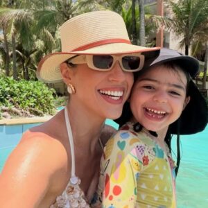 Vivian Amorim com a filha
