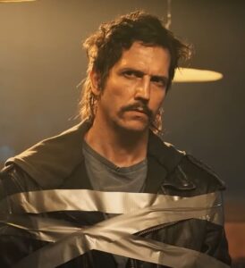 Atilla conta a Karsu que Ozan está morto e tenta confortá-la. Veja o resumo dos capítulos de Coração de Mãe