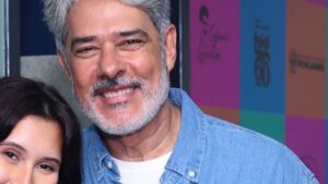 Aos 62 anos, William Bonner faz raríssima aparição em público com a filha e o genro